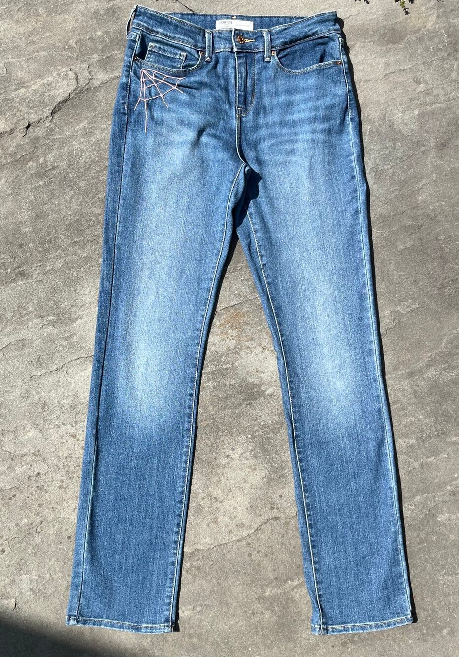 ✨ Signature by Levi Strauss Gold Mid-Rise Straight Embroidered Jeans 28 ✨